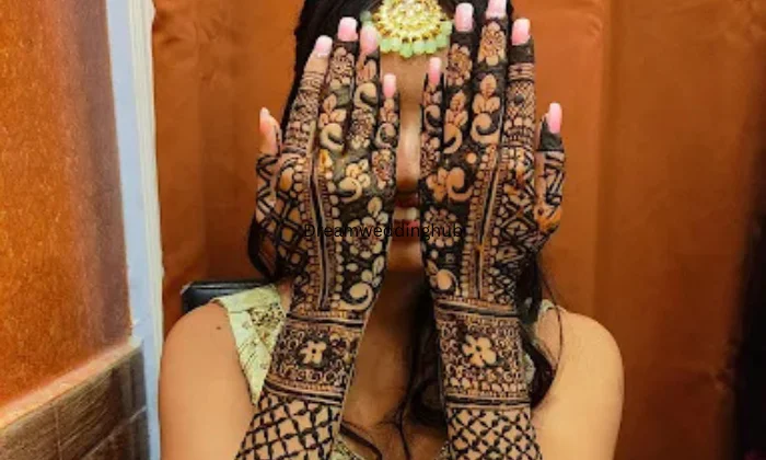 Mehndi N Cones
